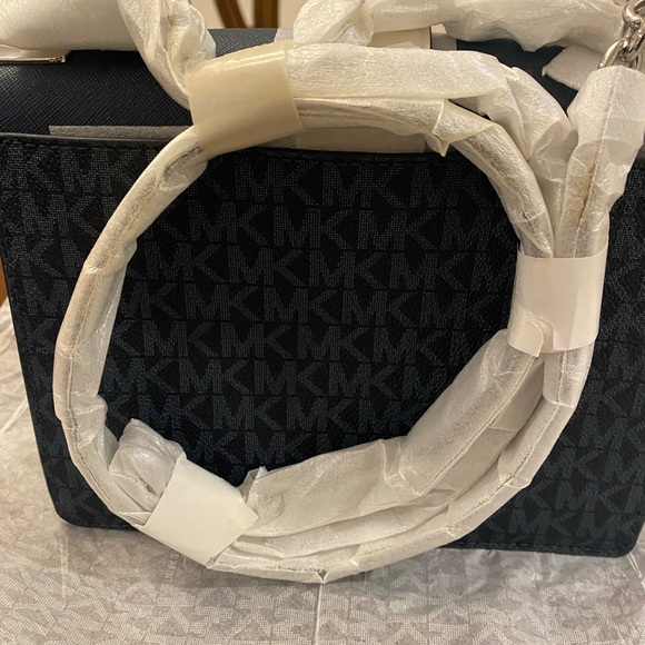 Michael kors crossbody bag satchel - Picture 7 of 8